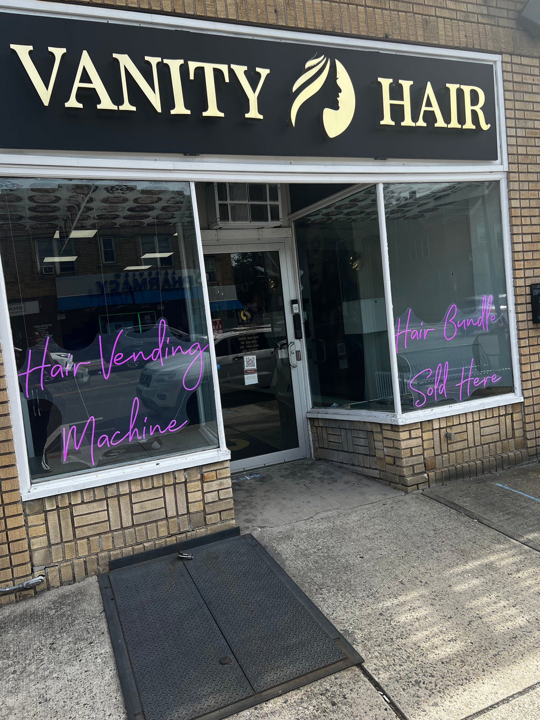 Why Clifton, NJ Loves the Vanity Hair Vending Machine (Available 24/7)